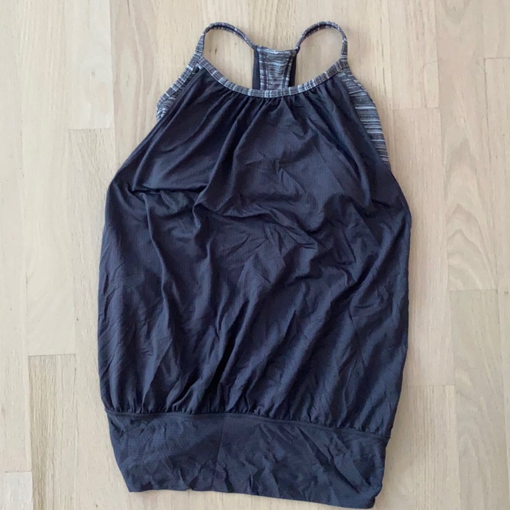 Charcoal grey Lululemon sleeveless work out top